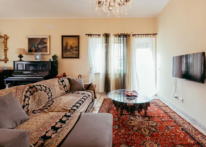 Eleganza E Arte A Citta Giardino 5' Metro B Appartement